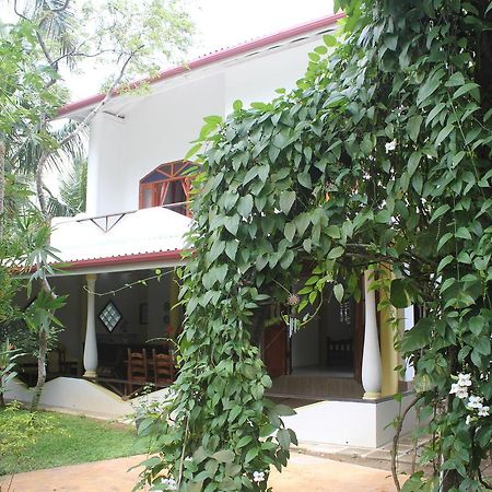 Dionis Villa أونا واتونا الغرفة الصورة